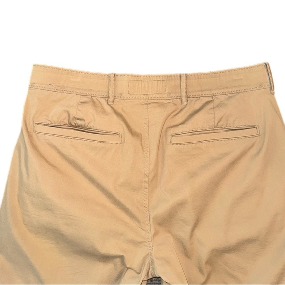Abercrombie & Fitch Men’s All-Day Shorts - waist 31 - Picture 6 of 6